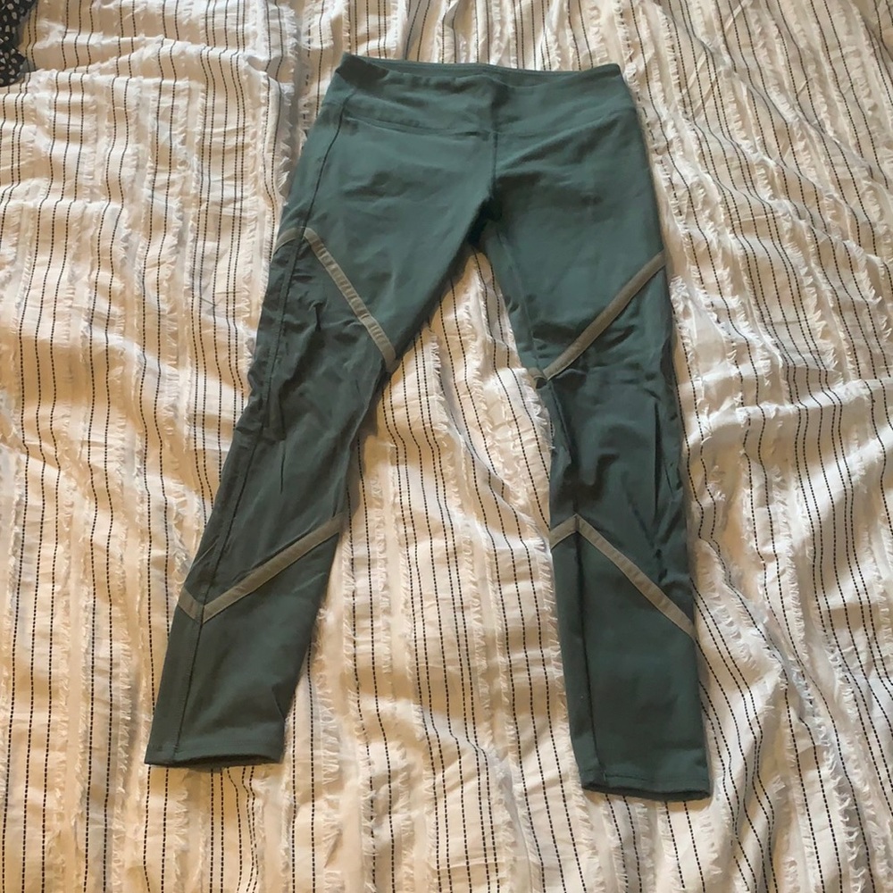 🔥 LAST CHANCE FABLETICS LEGGINGS 🔥